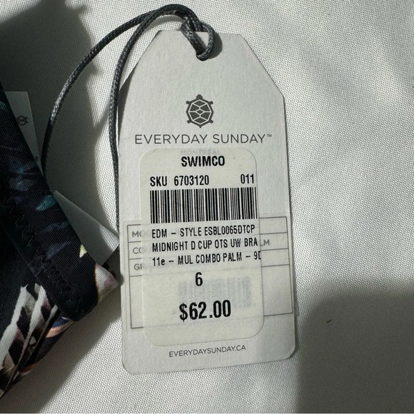 NWT Everyday Sunday Bikini Top  Midnight Multi Colour Palm Size 6 D Cup - Picture 6 of 8